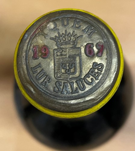 Lot 1129 - Chateau d'Yquem, Sauternes Premier Cru...