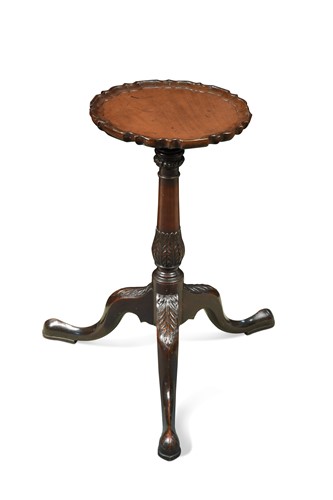 Lot 353 - A George III style mahogany wine table