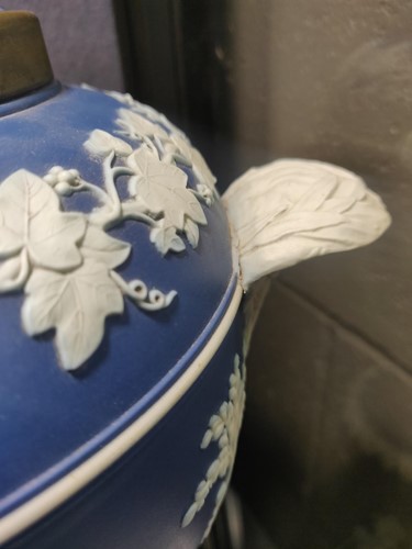 Lot 45 - A collection of Wedgwood jasperware plaques;...