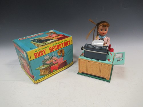 Lot 16 - Linemar battery operated tinplate typing toy...