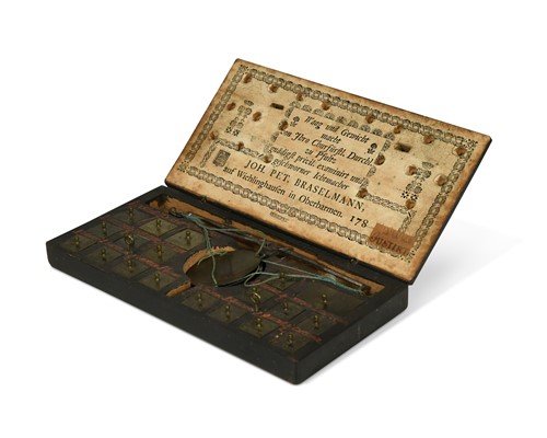 Lot 420 - A German coin scale by Johann Peter Braselmann, 18th century