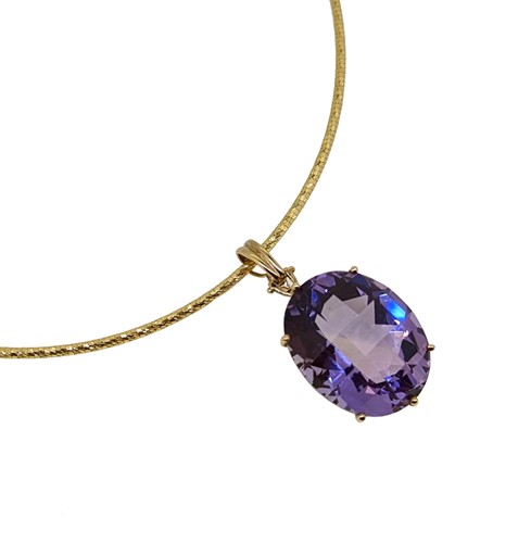 Lot 69 - A modern amethyst pendant and chain