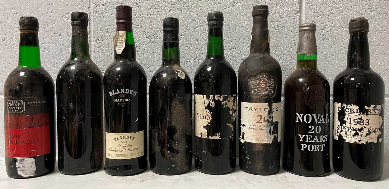 Lot 1198 - Vintage and other Port. Taylor's 1970, Quinta...