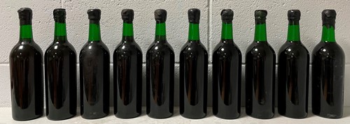 Lot 1261 - Vintage Port believed Cabral 1871, 10 bottles,...