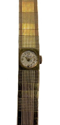 Lot 317 - Elco - A 9ct gold wristwatch