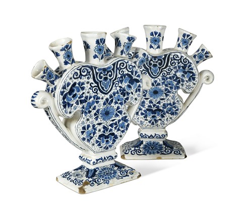 Lot 535 - A pair of Delft heart shaped tulip vases