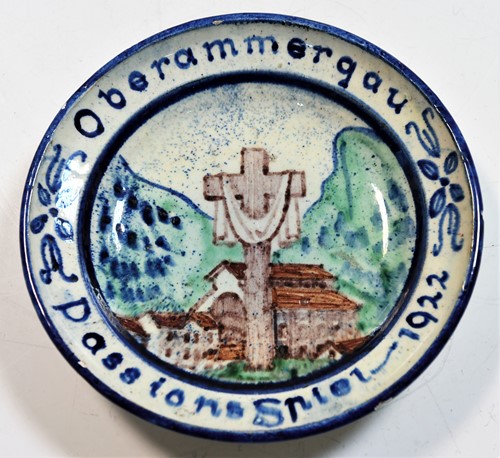Lot 46 - Anton Lang (1875-1938), an Oberammergau pottery plate, 1922
