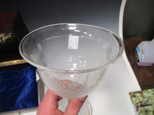 Lot 18 - A Meiping shape porcelain vase and another...