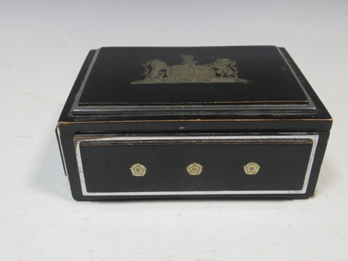 Lot 16 - An early 20th century commemorative cigarette...