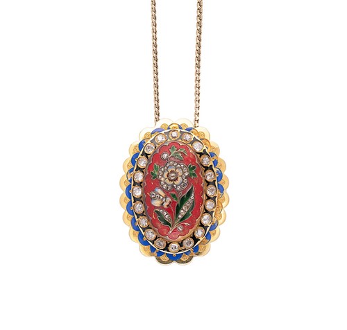 Lot 91 - An enamel and diamond set pendant and chain