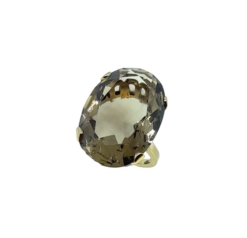 Lot 44 - A 9ct gold smoky quartz ring