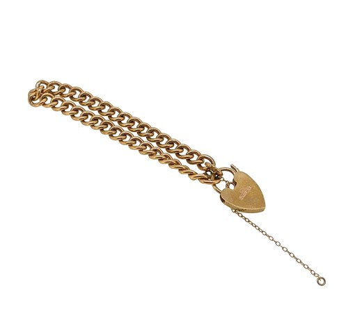 Lot 109 - A 9ct gold curb style padlock bracelet