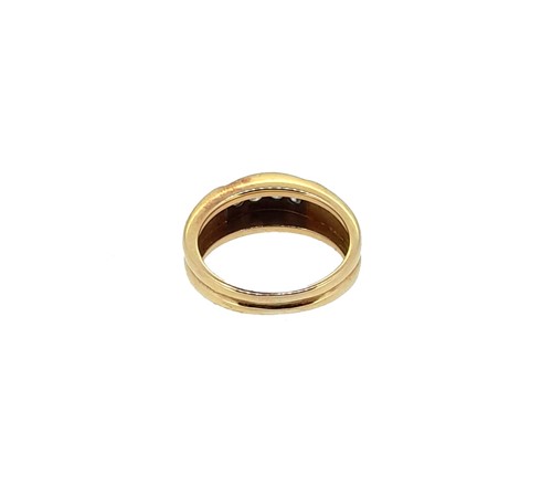Lot 11 - A diamond four stone ring