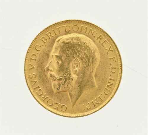 Lot 121 - George V gold sovereign