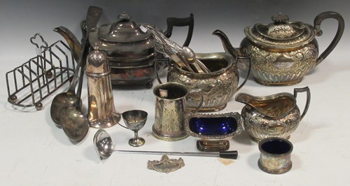 Lot 222 - A collection of silverplated wares including...