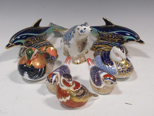 Lot 39 - A collection of Royal Crown Derby paperweights,...
