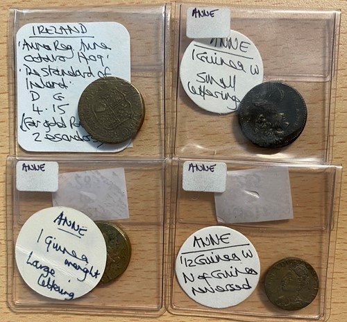 Lot 142 - A collection of William III coin weights...