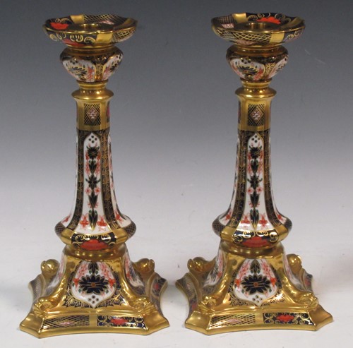 Lot 17 - A pair of Royal Crown Derby 1128 pattern...