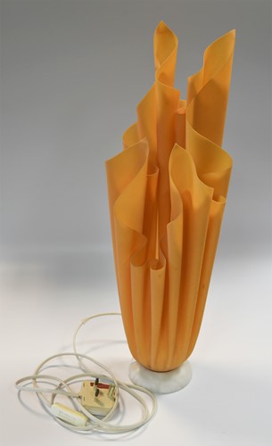 Lot 104 - A Georgia Jacobs 'Athena' handkerchief lamp, 1970s