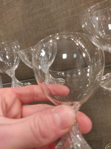 Lot 7 - Rambouillet, a suite of 16 Lalique glasses