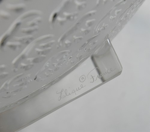 Lot 8 - Lalique, a modern clear and frosted glass bowl