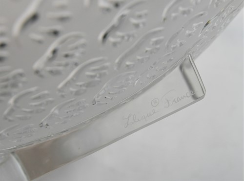 Lot 8 - Lalique, a modern clear and frosted glass bowl