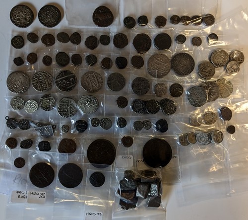 Lot 153 - A Muhammad ‘Ali Shah (R. 1837-1842) Rupee and...