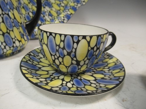 Lot 33 - An Art Deco Shelley China bubbles pattern bachelor's tea set, circa 1925, pattern no. 11182