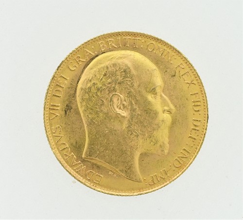 Lot 42 - Edward VII gold 2 pounds, 1902, bust right, 15.9g