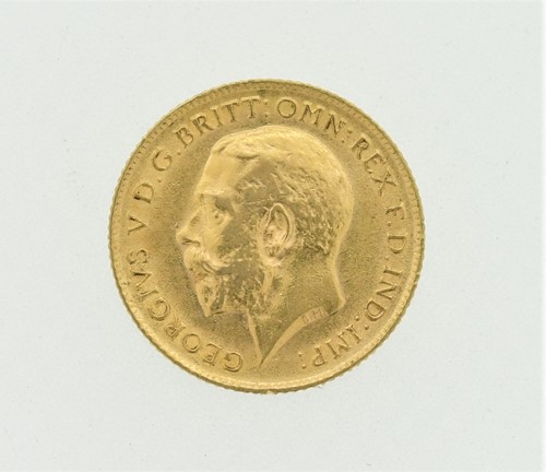 Lot 50 - George V gold half sovereign 1914