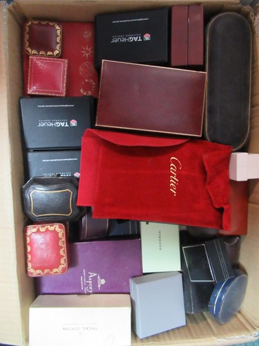 Lot 198 - A large quantity of empty jewellery, silver...