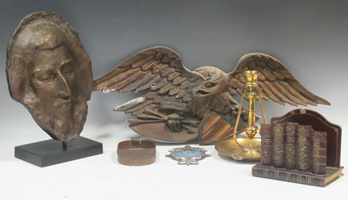 Lot 82 - Collection of assorted items - a metal eagle...