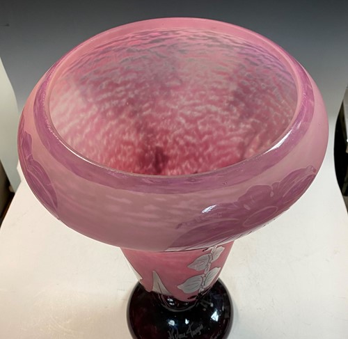 Lot 5 - Charles Schneider for Le Verre Francais, a large Décor Dahlias pattern vase, circa 1920