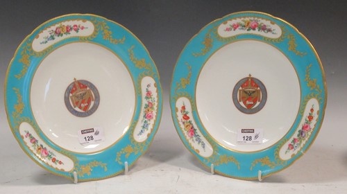 Lot 128 - A pair of Minton Armorial cabinet plates, one A/F