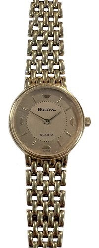 Lot 316 - Bulova - A wristwatch