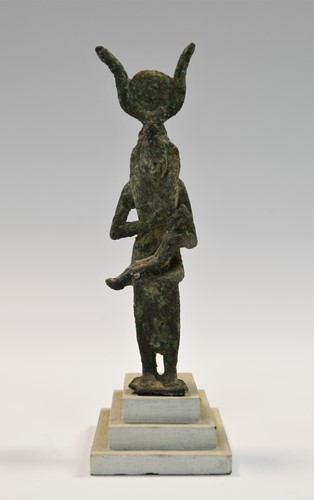 Lot 755 - An Egyptian bronze figure of Isis with Horus