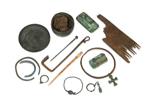 Lot 549 - A group of Egyptian jewellery