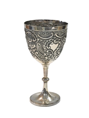Lot 577 - A Victorian silver oversized goblet