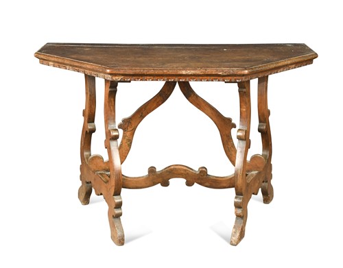 Lot 295 - An Italian walnut side table, 18th century