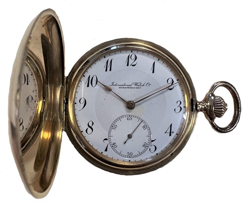 Lot 286 - IWC, Schaffhausen - A Swiss 14ct gold hunter pocket watch