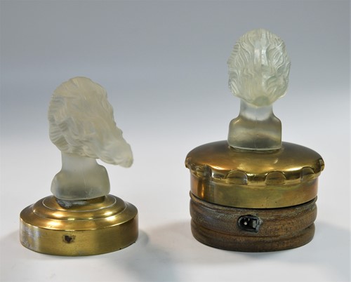 Lot 121 - After Red Ashay, a near pair of 'Victoire' (Speed Girl) car mascots