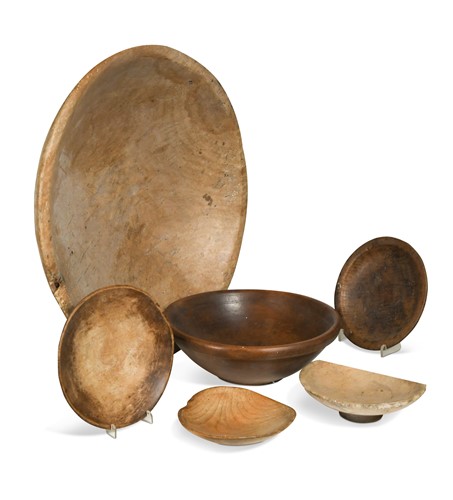 Lot 414 - A large English sycamore dairy bowl, 19th century