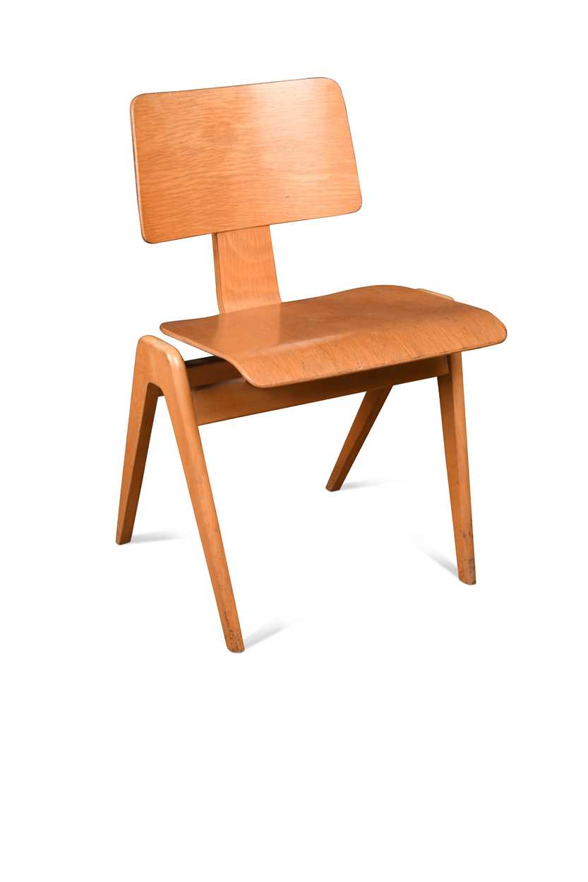 Lot 183 - Robin Day for Hille, a hillestak chair