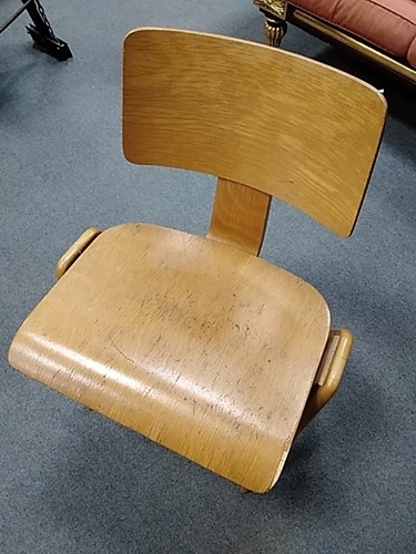 Lot 183 - Robin Day for Hille, a hillestak chair