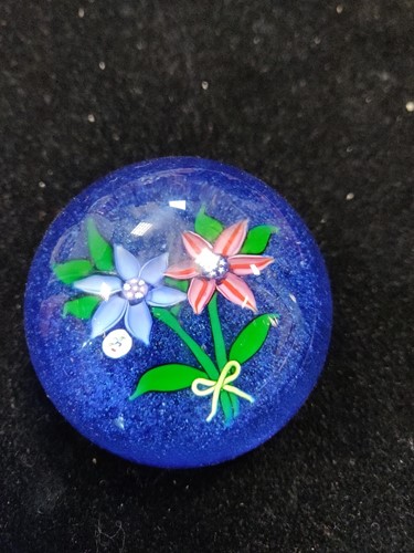 Lot 4 - A collection of John Deacons and other glass paperweights