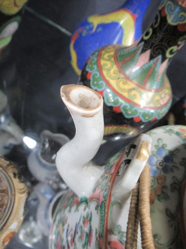 Lot 57 - Various oriental ceramics to include three...