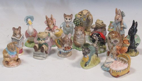 Lot 27 - Fifteen Royal Albert Beatrix Potter figures...