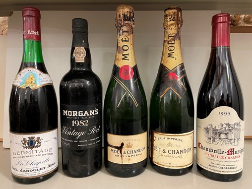 Lot 264 - Mixed wines