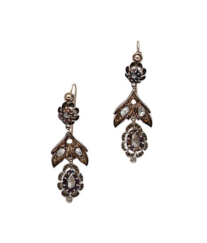 Lot 129 - A pair of 19th century diamond ear pendants