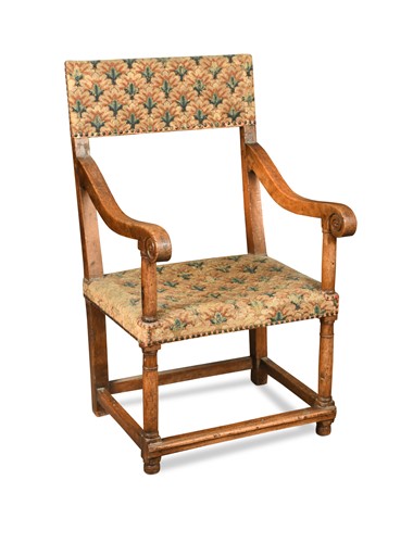 Lot 340 - A French walnut chaise à bras armchair, 16th century